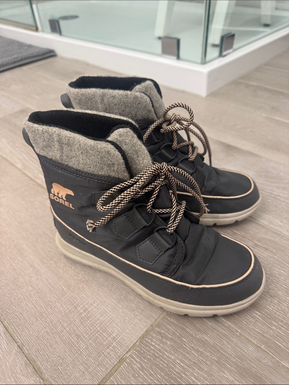 Sorel women’s Snow Boots